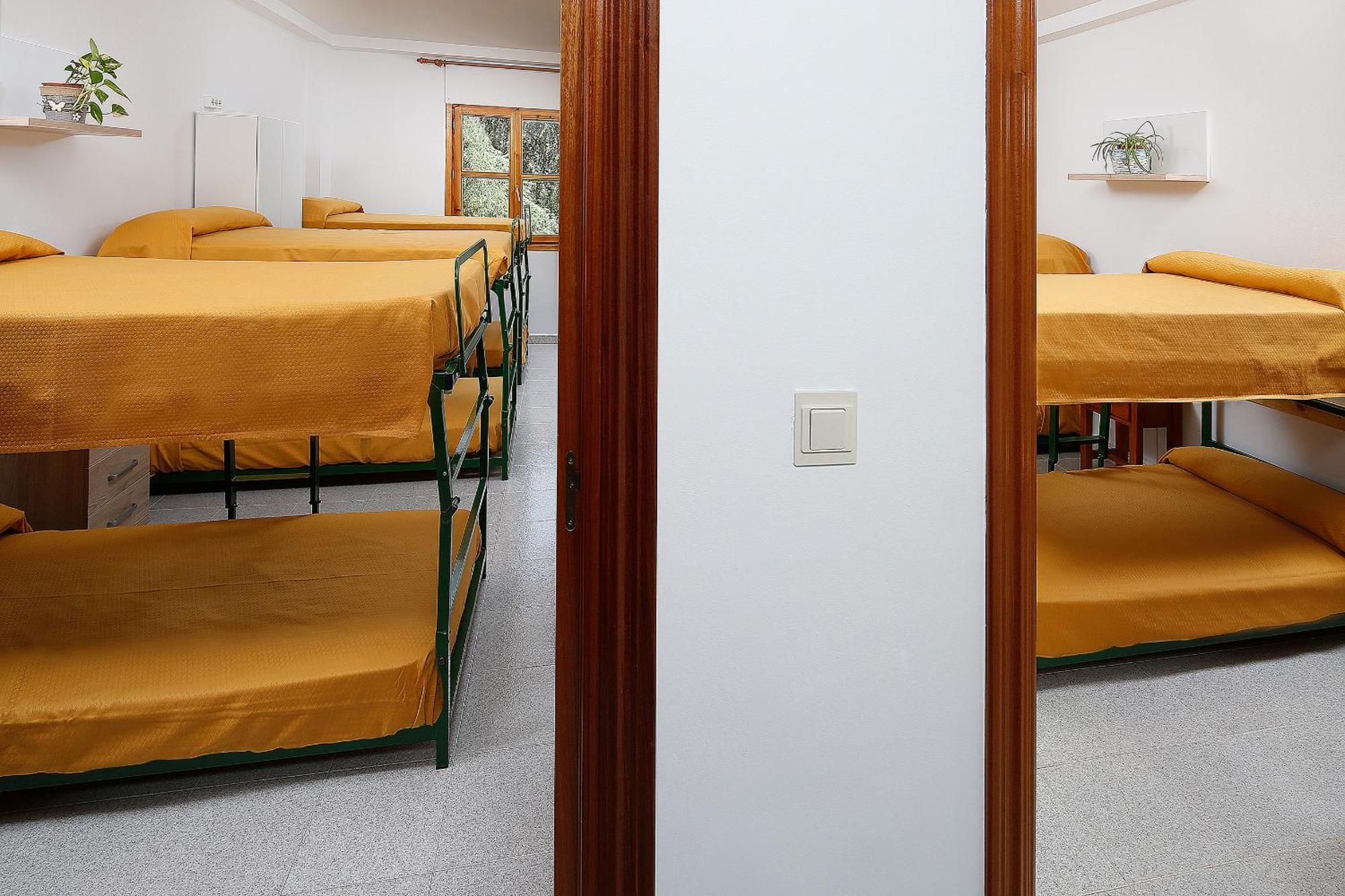 Albergue Sierra De Arbe Naval Eksteriør billede