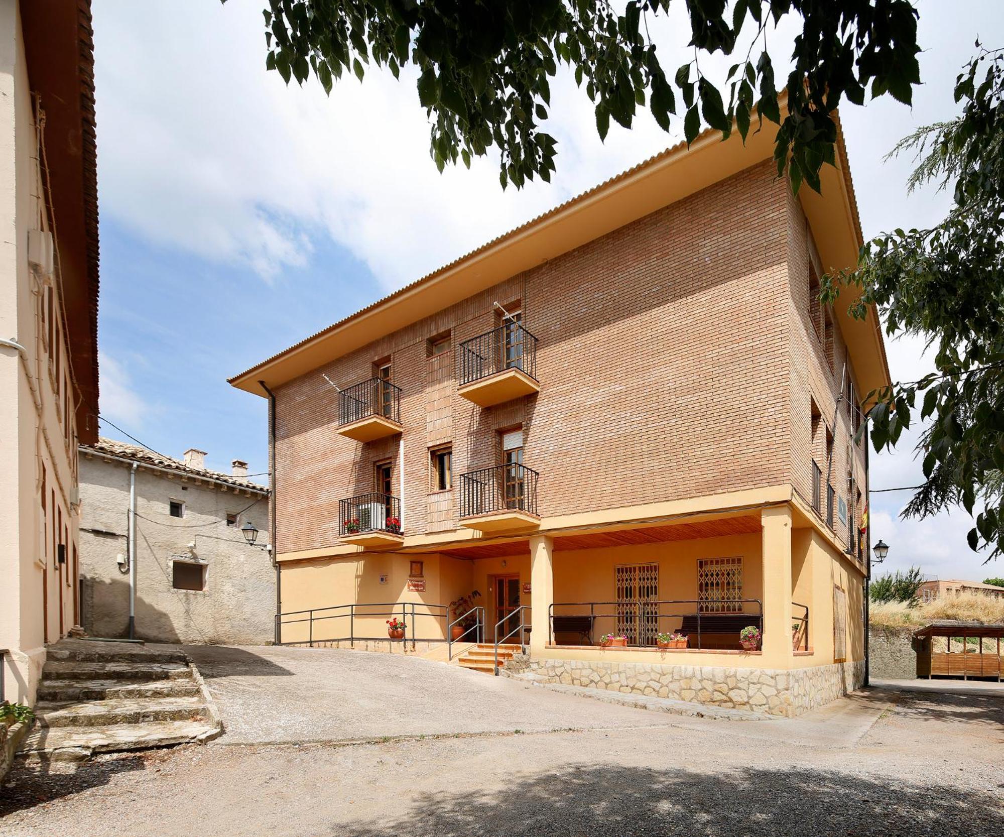 Albergue Sierra De Arbe Naval Eksteriør billede