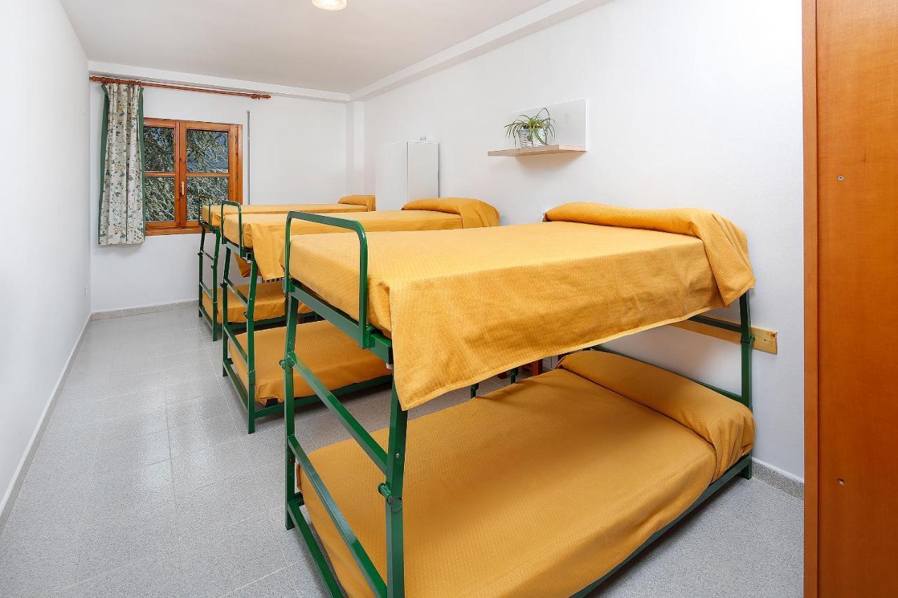 Albergue Sierra De Arbe Naval Eksteriør billede